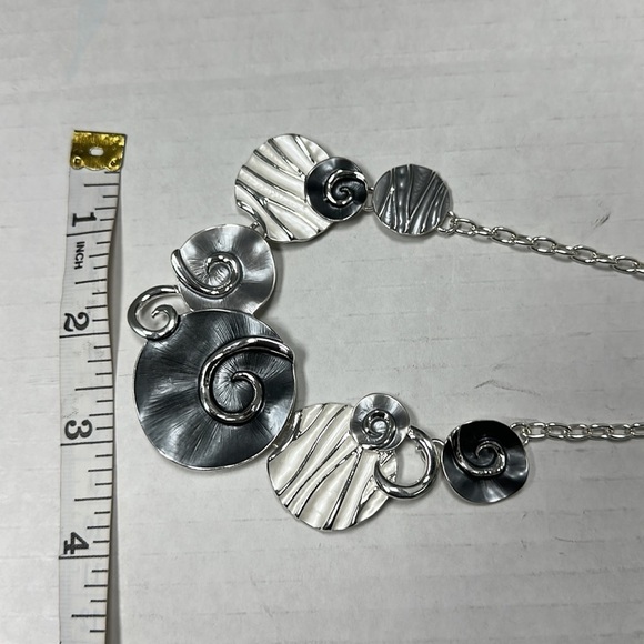 Fashion Jewelry Silver Necklace only. NEW - Picture 6 of 6